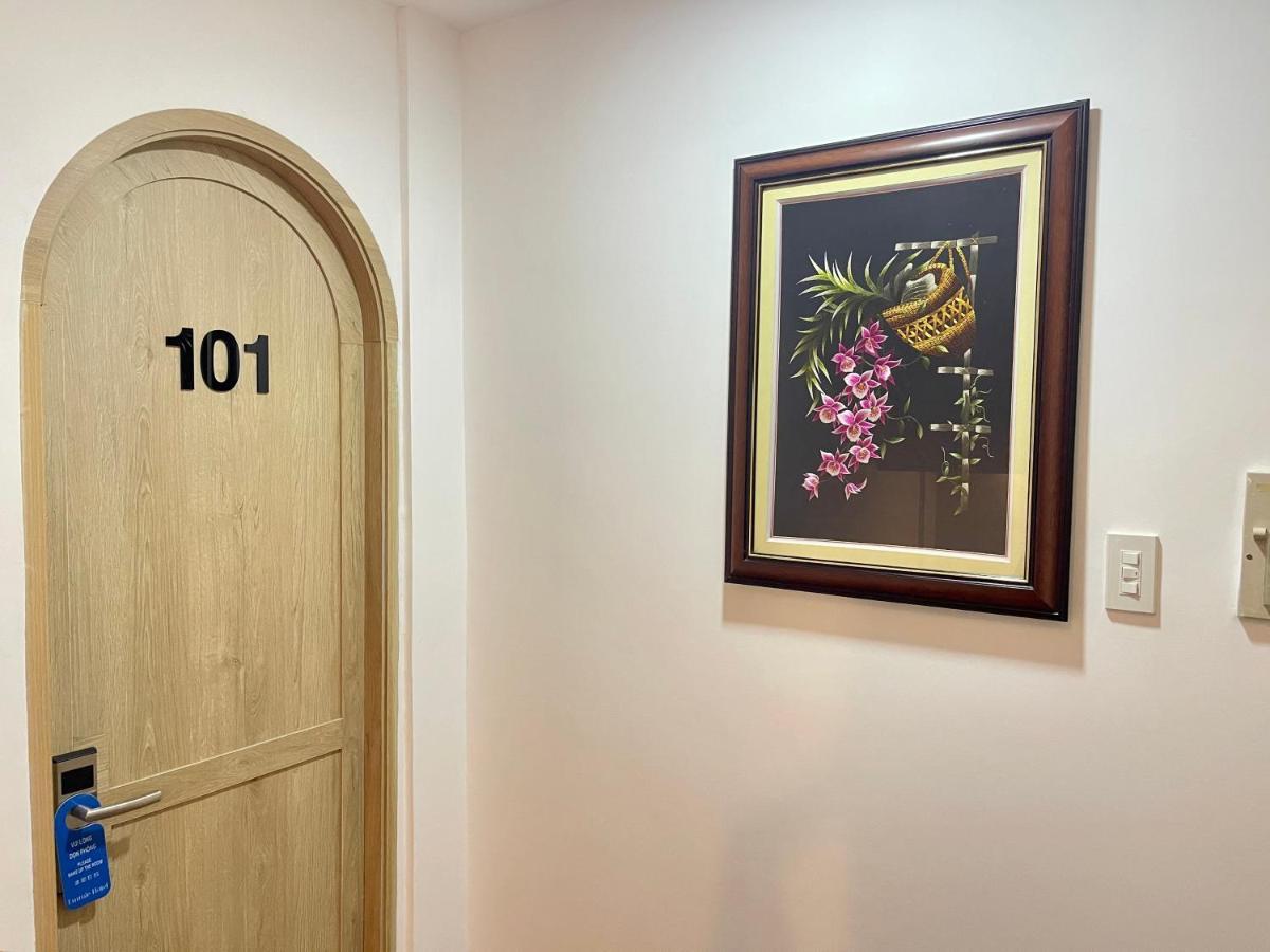 Emmie Nha Trang Hotel エクステリア 写真